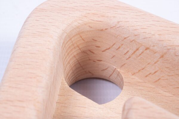 Hangboard triangular de calidad | madera de haya | modelo Vignemale